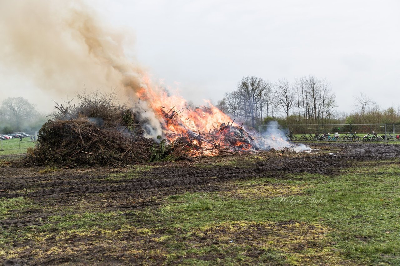 Bild 2 - Osterfeuer